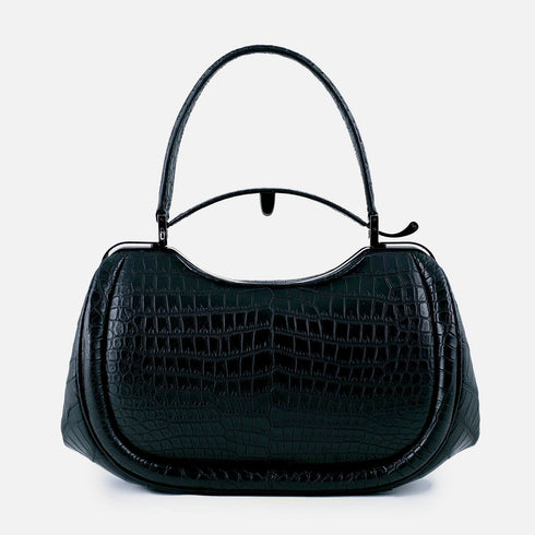 AURA <br> Black Crocodile