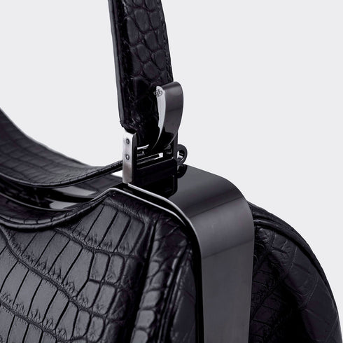 AURA <br> Black Crocodile